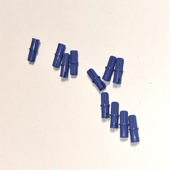 LEGO MINDSTORMS EV3 31313 Blue Replacement Parts - Picture 1 of 3